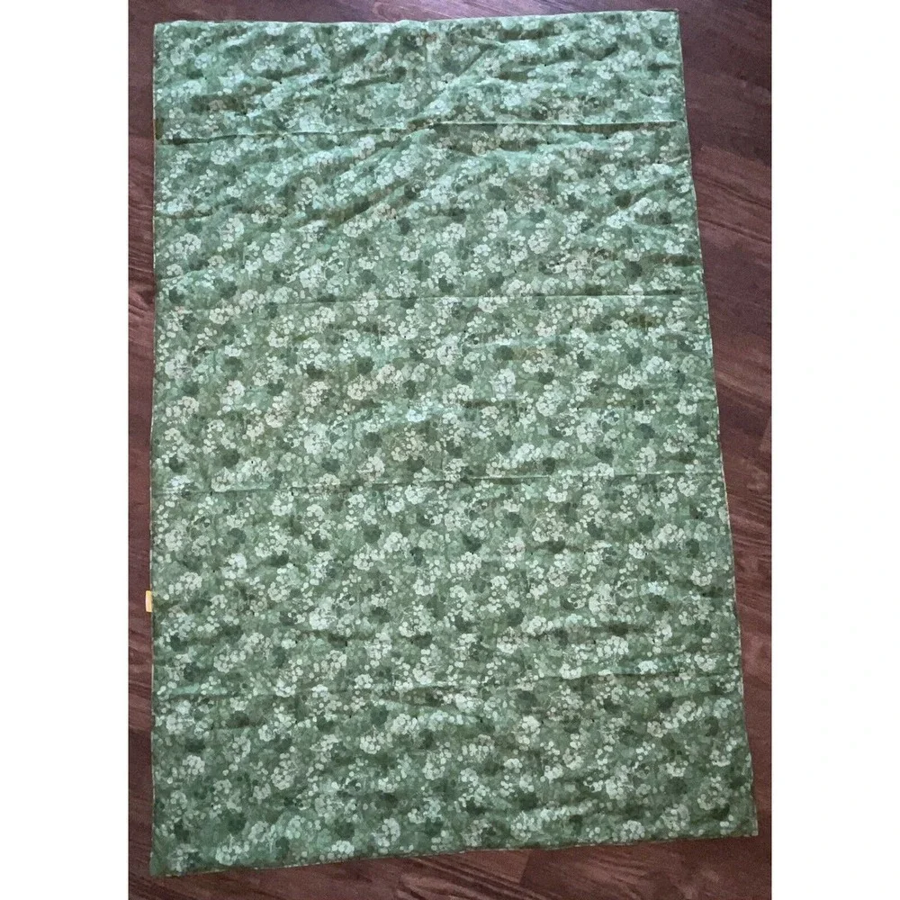 Handmade‎ Hand Quilted Throw / Beach/ Picnic/ Crib quilt 40”x 60” Reversible #1